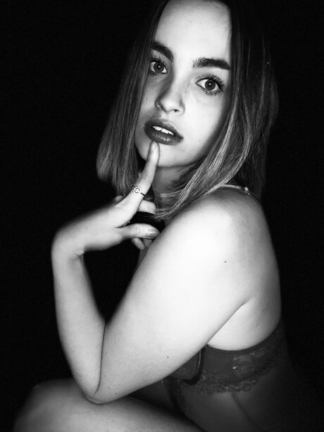 Laure76 pornstar adult photo