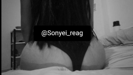 _Sonyei ReAg pornstar naked pic