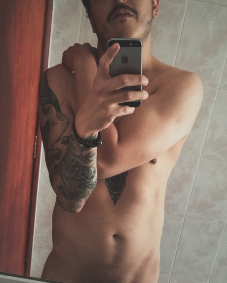 Julio Roga model hd gallery