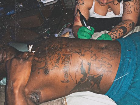 TshombeGreat_ hot star photos