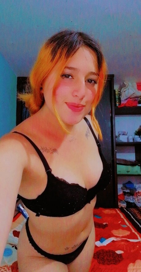 Leiidy Ariias star beautiful photos