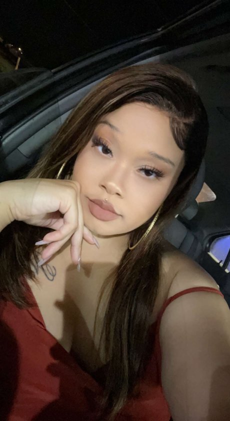 Peach Mo t_ exclusive model pictures