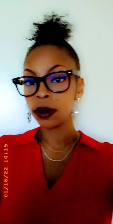 GoldHoney beautiful pornstar photo