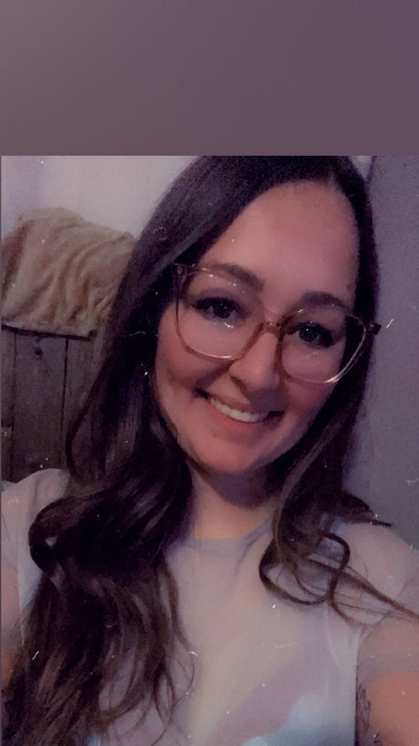 Opal Top 8 4_ model adult pic