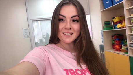 SweetTaty xxx model photo