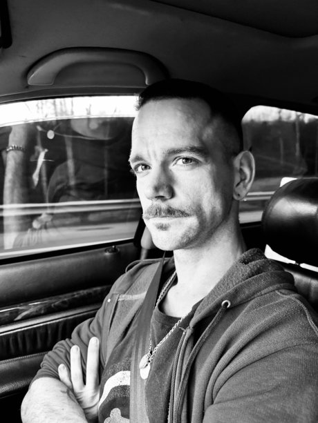 Kova The Pup sexy star img