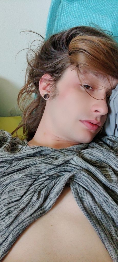 Tripp710 naked actress photo