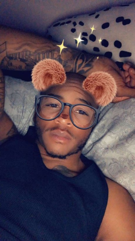 Pharoah star naked images