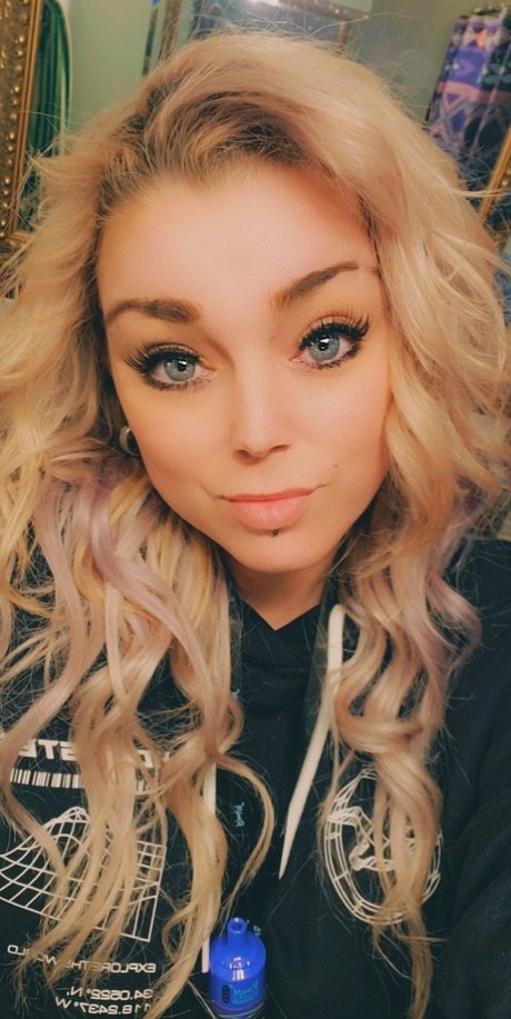 Brittany Cameron xxx star galleries