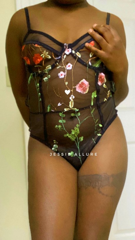 Ms Divine beautiful pornstar gallery