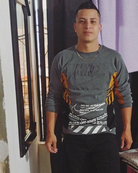 Ricomazo nude pornstar pic