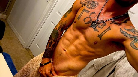 KingX model free image