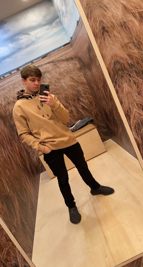 european onlyfans hot sex picture