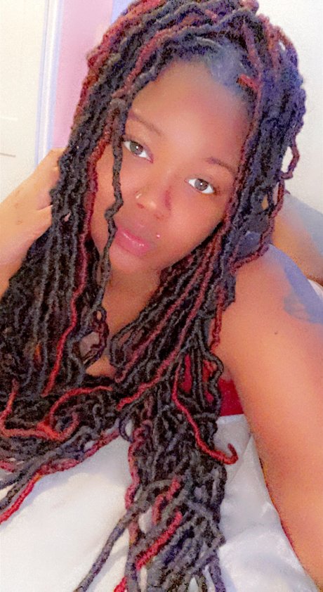 Bhadbayee model top picture