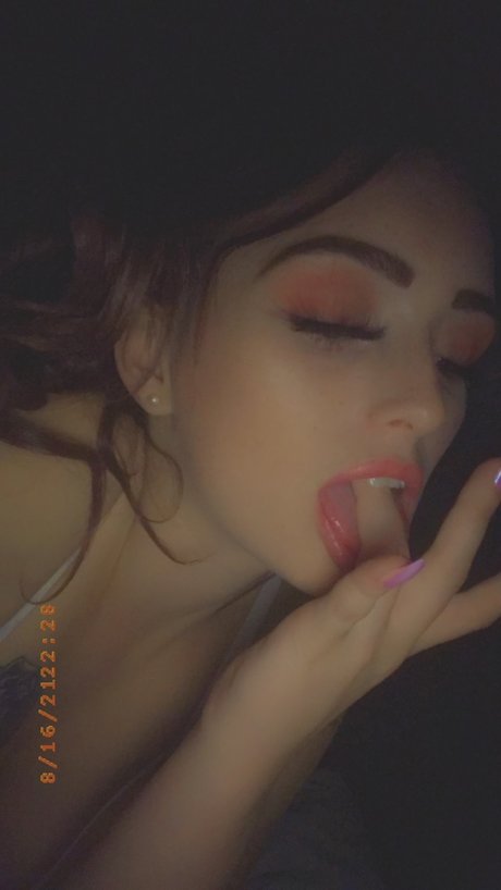 blonde babe onlyfans porn image