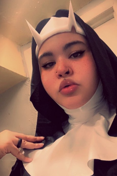 GothPies nudes pornstar archive