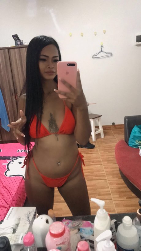 Suthaphorn model nude img