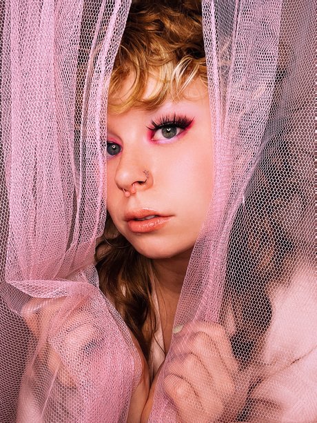 SmolbeanjeanVIP actress galleries