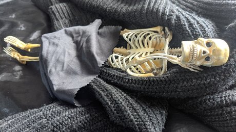 Dead Sexy Bones pornstar exclusive img