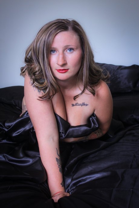 Sammi Sweetheart star hot pic