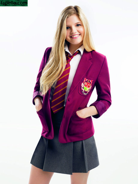 Ana Mulvoy Ten nice star photo