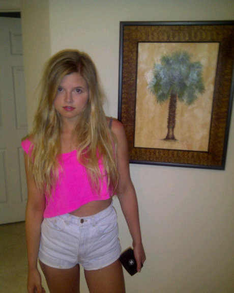 Ana Mulvoy Ten top star pictures