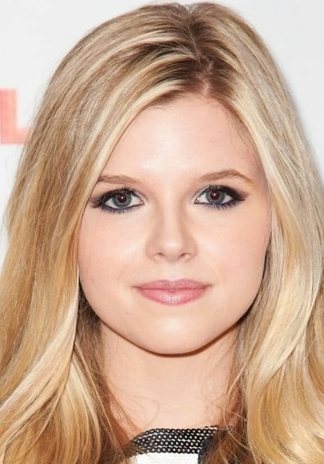 Ana Mulvoy Ten porn actress photo