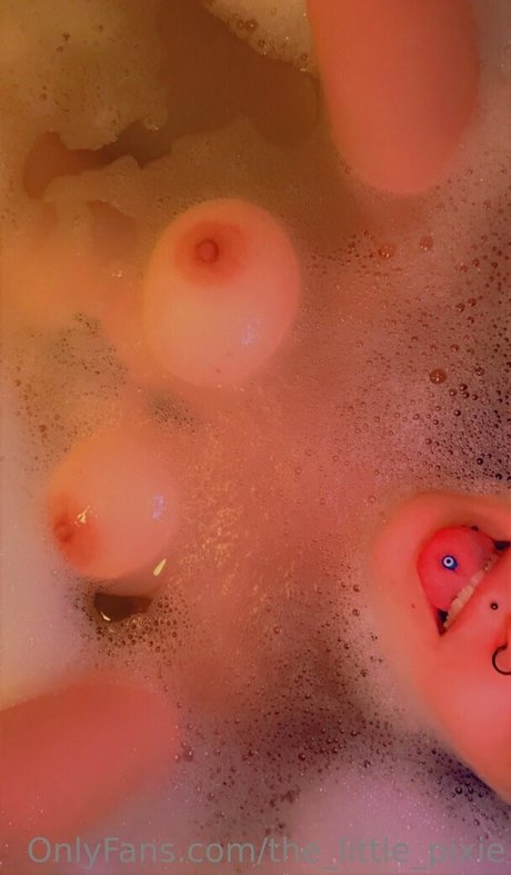 the little pixie model naked photos