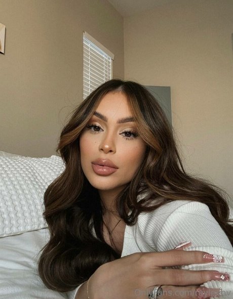 Rayleen Vega top actress photo