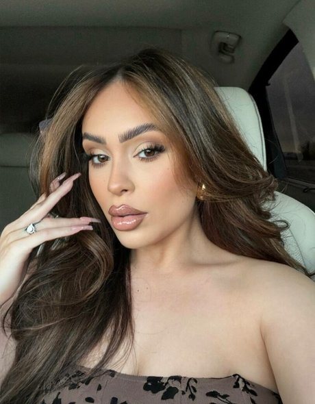 Rayleen Vega pornstar adult pics