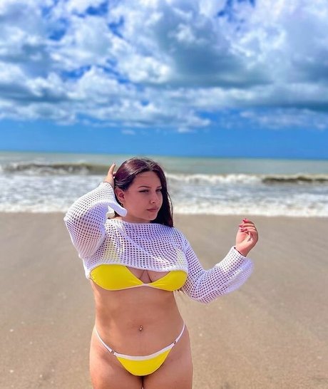 Sharon Livinsky exclusive star images