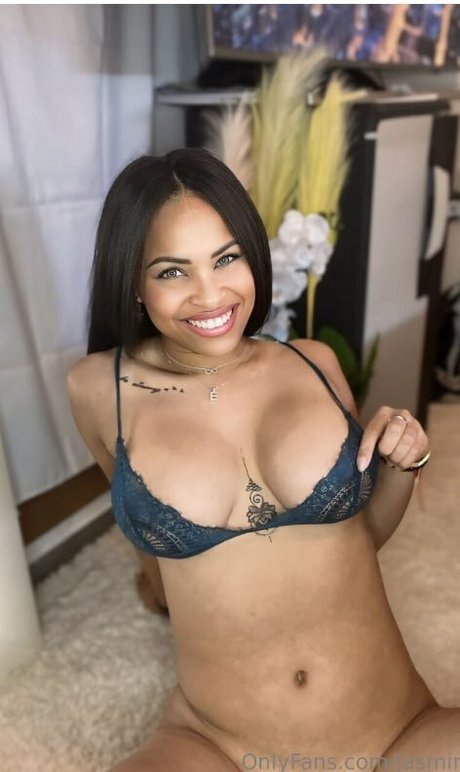 army milf onlyfans top picture