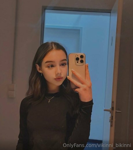 vikinni bikinni Profile Photo