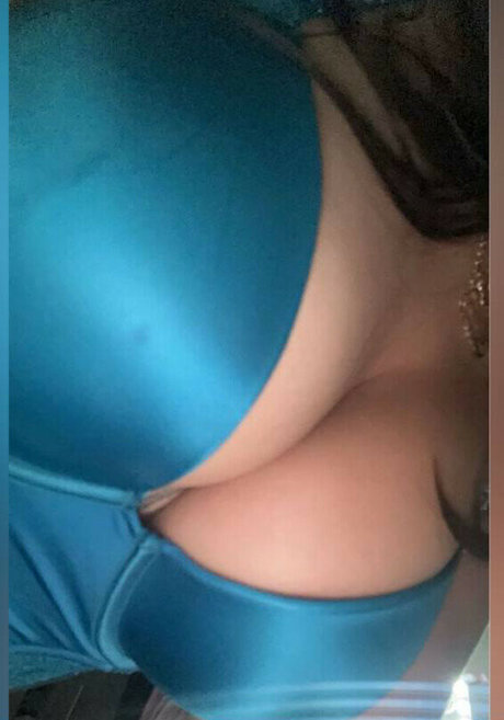 Urgfshay naked pornstar images