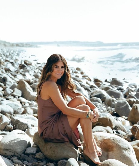 Alison Victoria exclusive model img