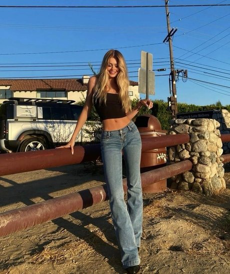 Natalie Ganzhorn model perfect pictures