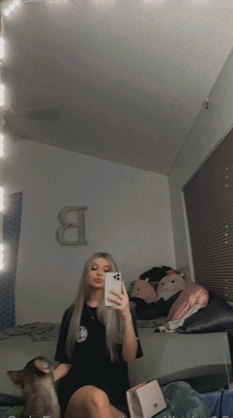 brandibaby18 pornstar art photo