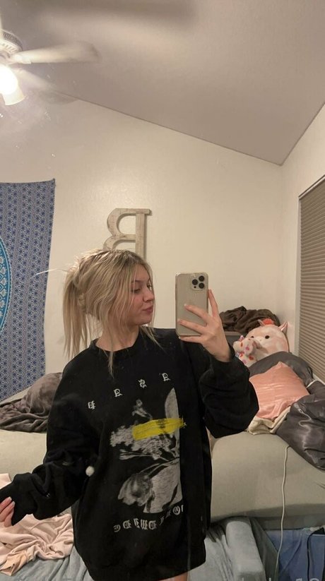 brandibaby18 pretty actress image