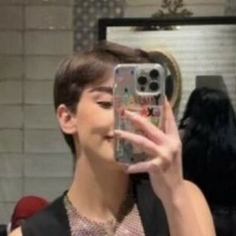 Roz Idrissi model nudes pictures