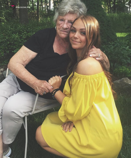 Clare Temerowski art pornstar photos