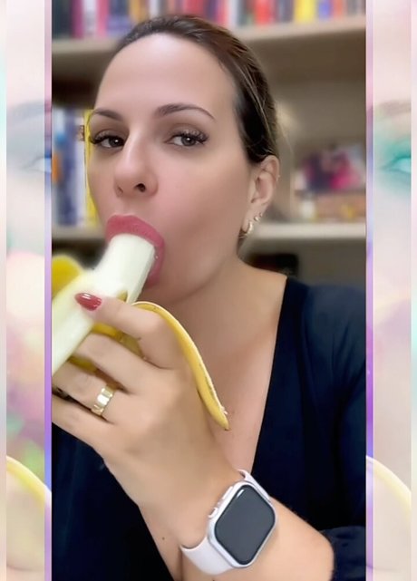 Roberta Bastos sex actress pics