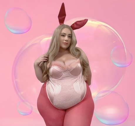 bbwudderlyadorable star art photo