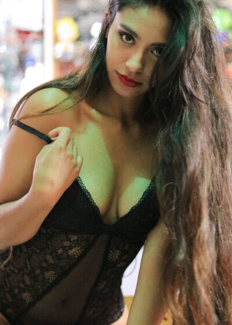 Conny Sensual free star gallery