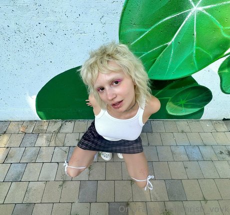 christivovk nude pornographic model img