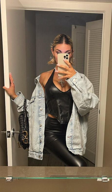 csecretss exclusive model images