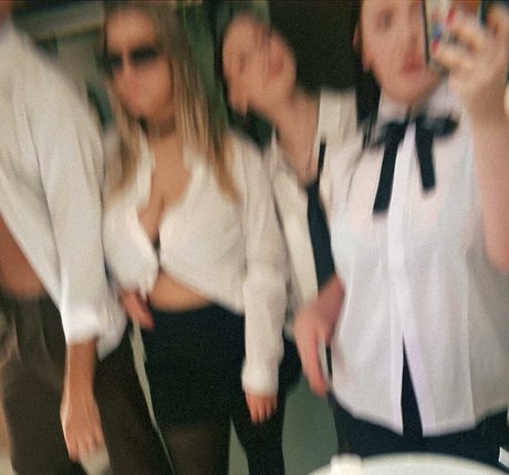 money onlyfans art xxx gallery