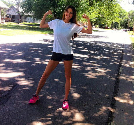 Amanda Dodson Thompson adult model img