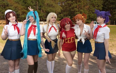 Liz Joestar nude star images