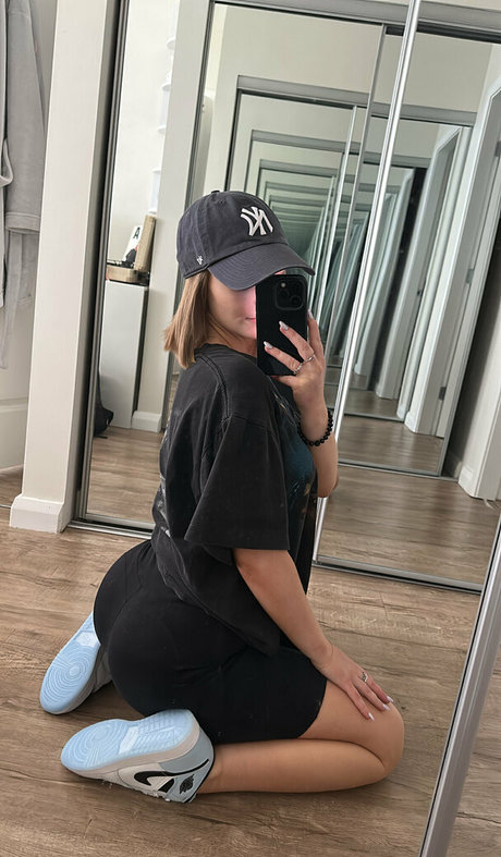 mia monet nude model gallery