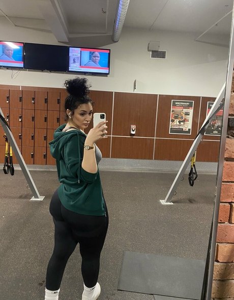 chubby kitty onlyfans nude photo